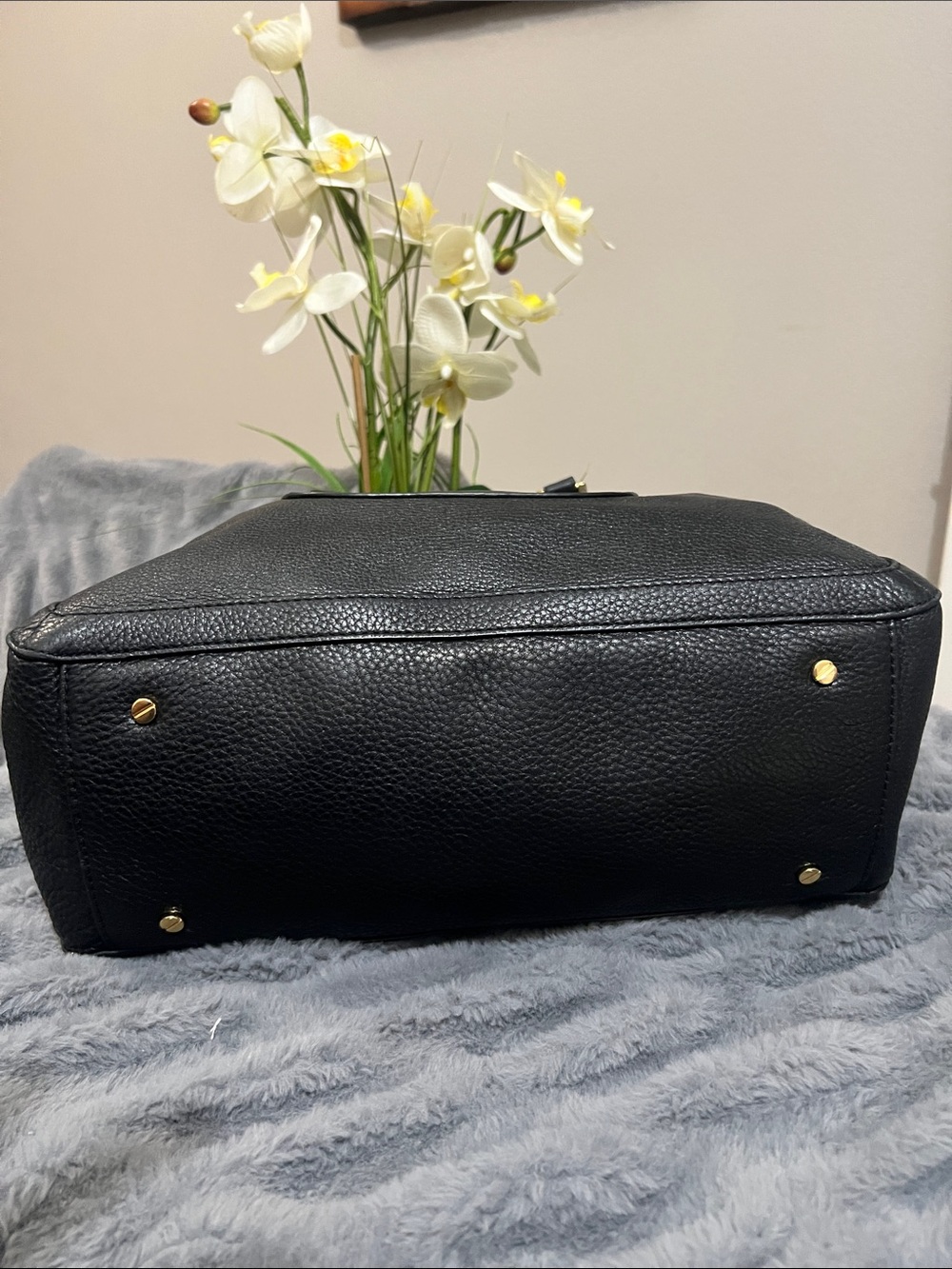 Tory Burch Amanda Black Pebbled Leather Tote retail $495 EUC - Picture 5 of 11